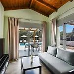 Villa Small Halipoma Laertes Into Town Close