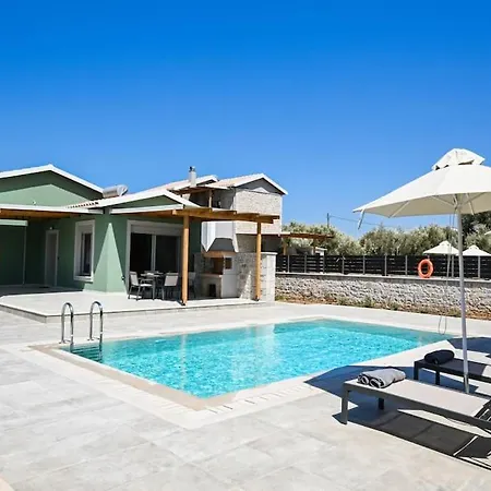 Small Halipoma Laertes Into Town Close Lefkáda