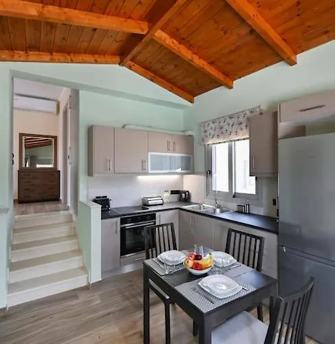 Villa Small Halipoma Laertes Into Town Close *